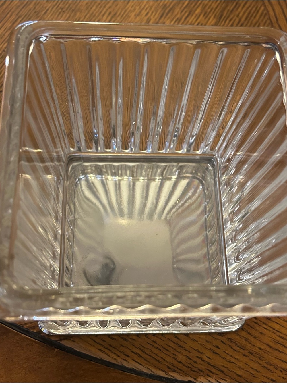 Ribbed Glass Tissue Box Cover with Chrome Base & Lid - Picture 4 of 12